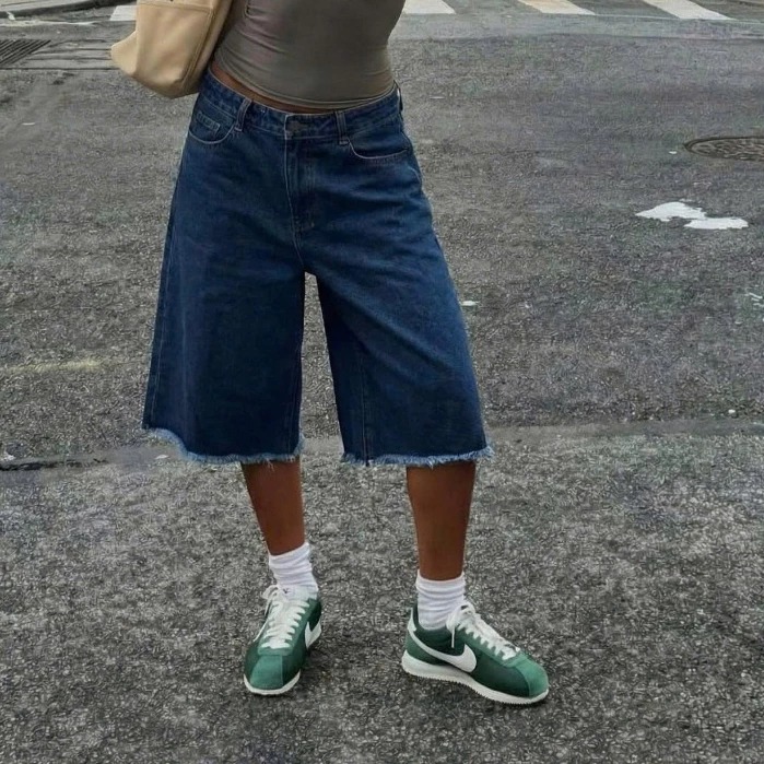 Cô nàng quản lý của Jennie (BLACKPINK): Mê phong cách minimalism, mặc đơn giản nhưng đẹp bền vững- Ảnh 15.