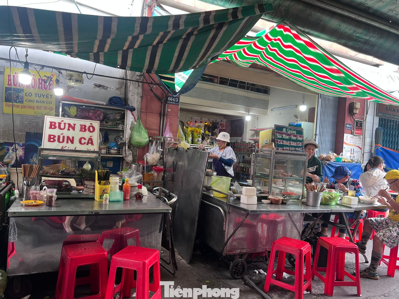 Nhiều mặt hàng, dịch vụ 