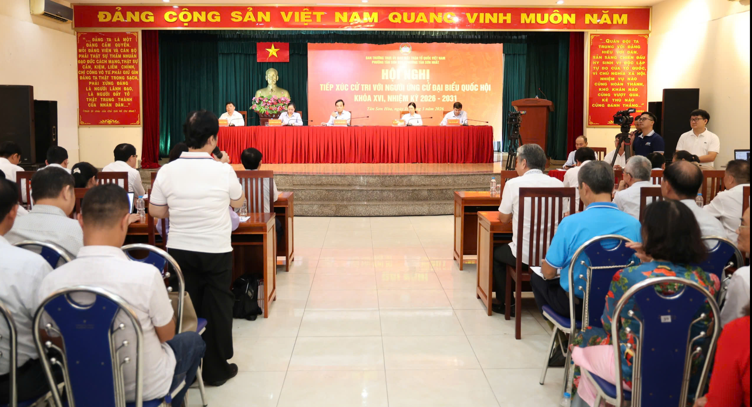 Bí thư Thành ủy TPHCM: Giao thông kết nối sân bay Tân Sơn Nhất 