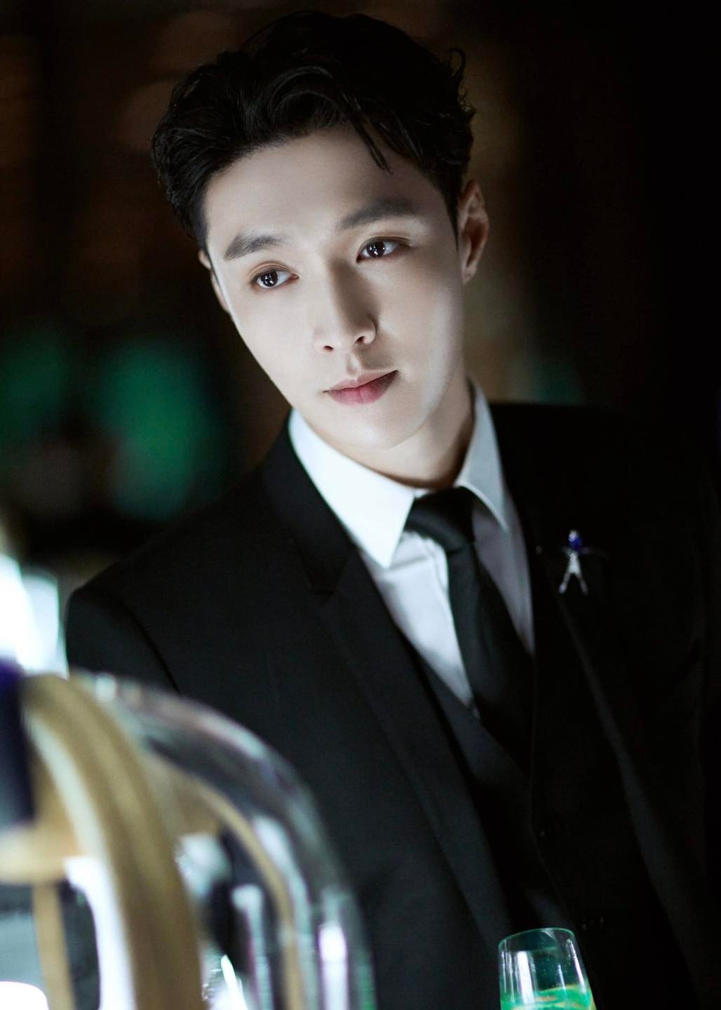 Ca sĩ thuộc biên chế nhà hát quốc gia bị cấm sóng: 1.4 triệu người tranh vé concert, cả thập kỷ mang danh kẻ phản bội- Ảnh 5.