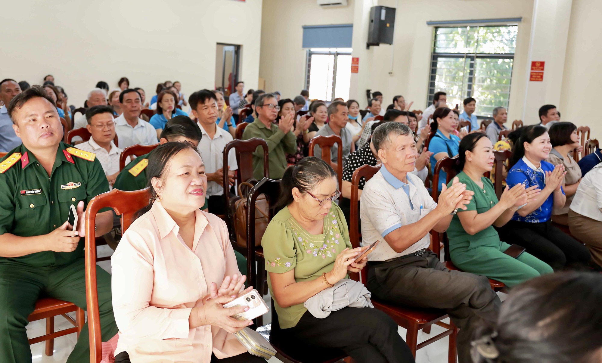 Cử tri quan tâm định hướng đầu tư của Petrovietnam tại TPHCM - Ảnh 2.