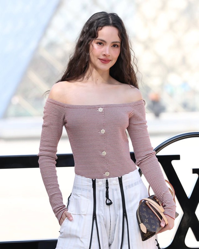 Lisa quá an toàn với gương mặt búp bê, Lưu Diệc Phi sến không tưởng, dàn sao hot tề tựu tại show Louis Vuitton- Ảnh 12.