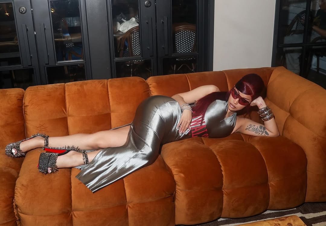 Mỹ nhân 18+ gây sốc với vòng 3 sắp bục silicon ra ngoài, nhìn chính diện còn kinh hoàng hơn- Ảnh 3.