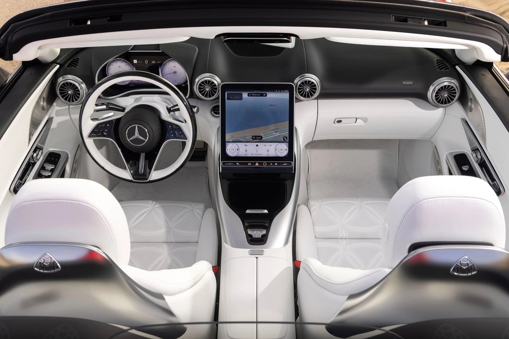 Mercedes công bố giá loạt xe sang mới tại Việt Nam, không dưới 10 tỷ đồng - 3