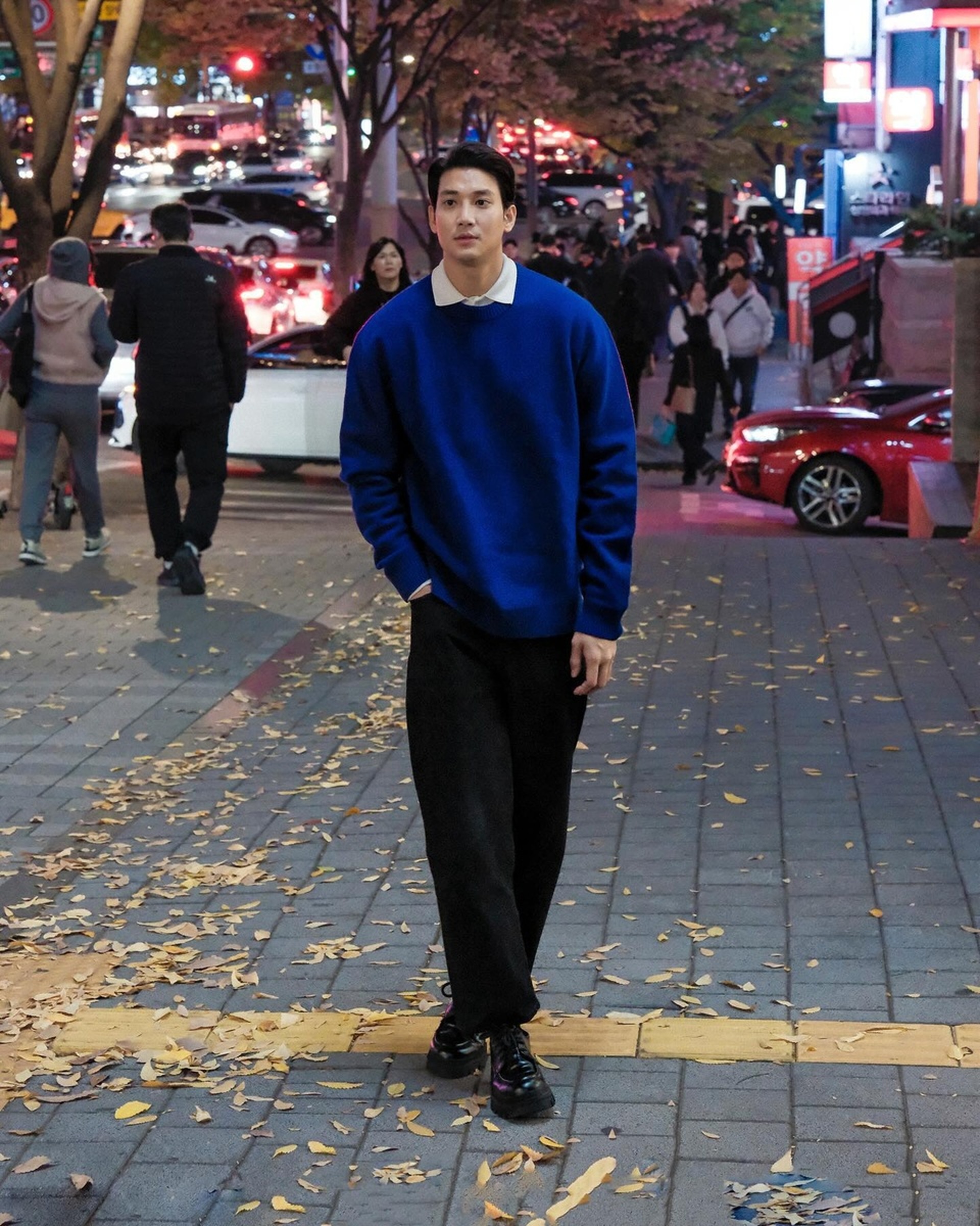 Cuộc sống hiện tại của “nhà sư đẹp trai nhất Myanmar” từng gây sốt mạng - 6