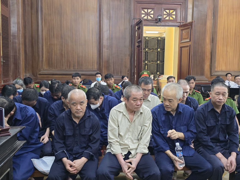 Đường dây cấp chứng chỉ lái xe trái phép cho 16.000 người ở TPHCM - 2