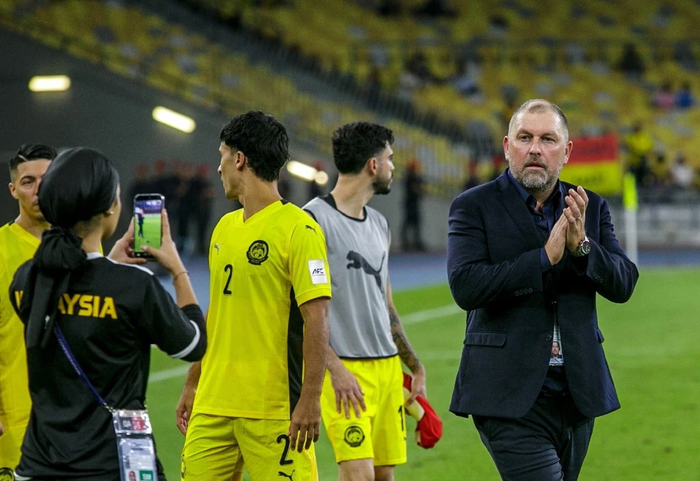 malaysia-roi-loan-va-don-tra-dua-cua-hlv-kim-sang-sik (2).jpg