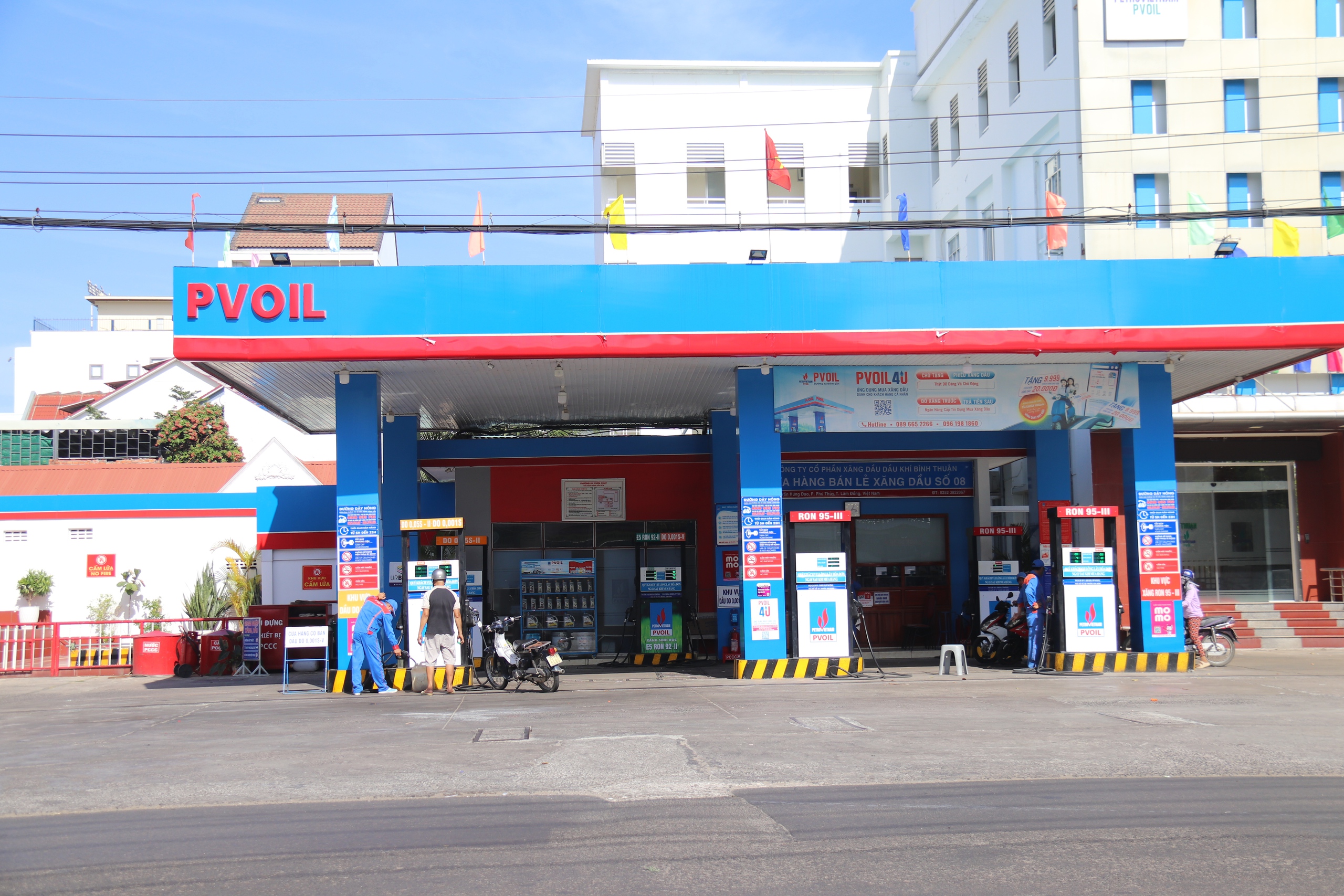 Lâm Đồng: Xăng dầu tăng tới 40%, nhà xe tính tăng giá vận chuyển- Ảnh 3.