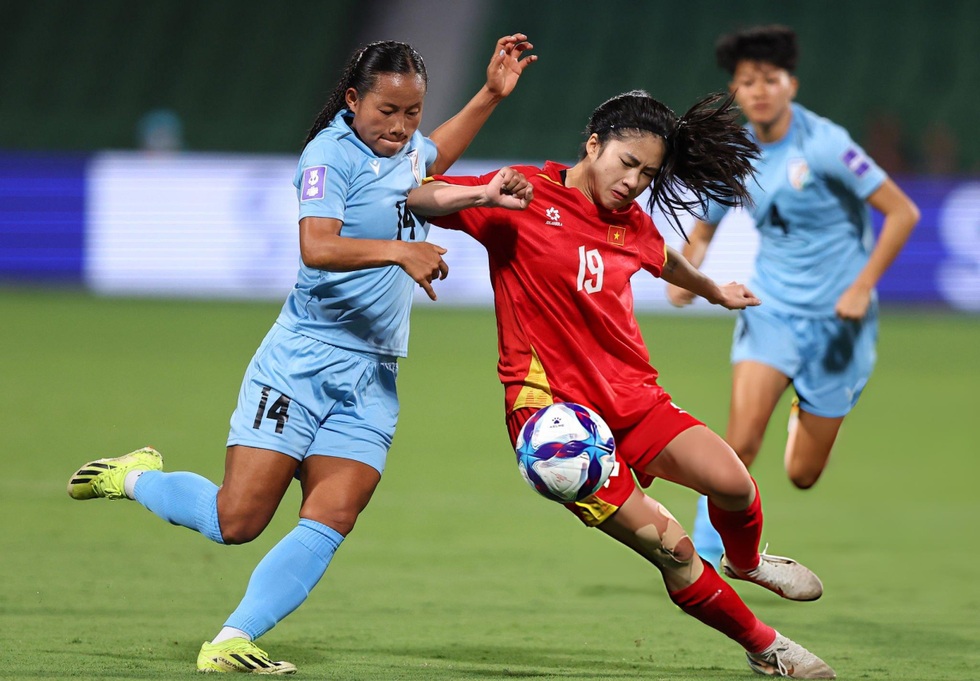 Chuyên gia: “Tuyển nữ Việt Nam chuyển giao lực lượng, các trụ cột sa sút” - 4