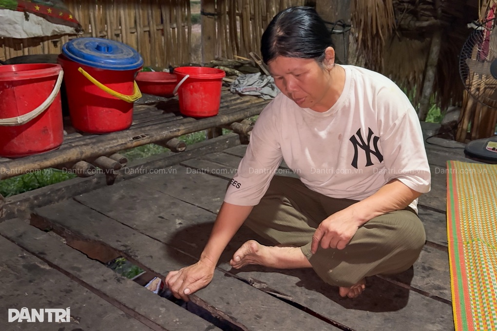 Mảnh đời tăm tối trong túp lều của người vợ khờ chăm chồng tai nạn - 2