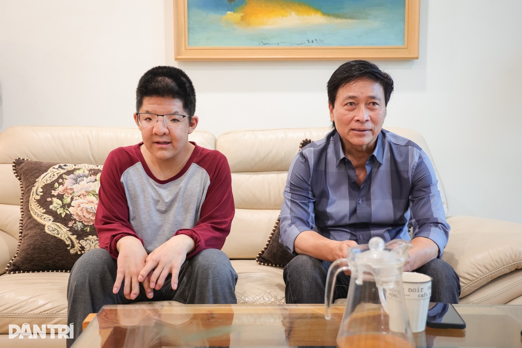 Nghệ sĩ Quốc Tuấn: Có ít tiền gửi tiết kiệm, lý do không dùng Facebook - 2