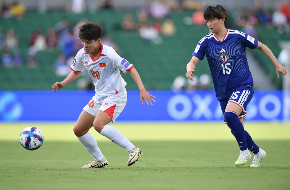 hlv-mai-duc-chung-xin-nghi-khoi-doi-tuyen-roi-co-quay-lai-khong (1).jpg