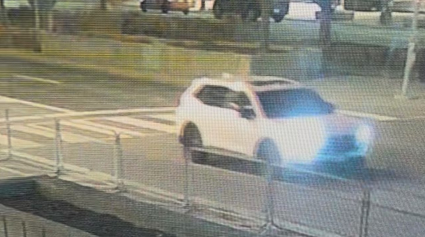 Nổ súng vào Lãnh sự quán Mỹ ở Toronto, Canada truy tìm 2 nghi phạm - Ảnh 2.