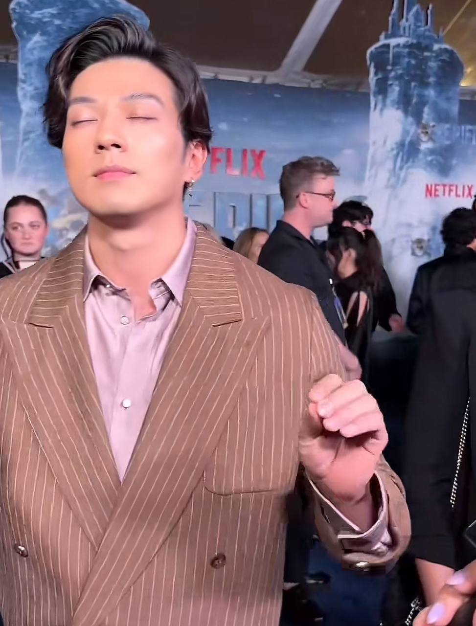 Mỹ nhân đẹp nhất One Piece bùng nổ MXH: Mặt đẹp dáng nuột diễn hay, xuất hiện 5 phút vẫn khiến toàn cầu mê mệt- Ảnh 10.