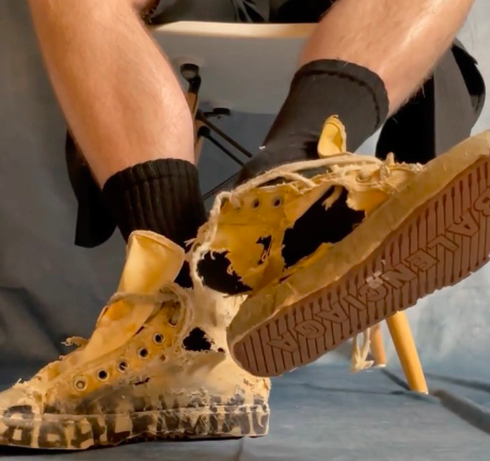 “Túi rác” giá 47 triệu đồng: Nghệ thuật biến đồ bình dân thành hàng xa xỉ - 10