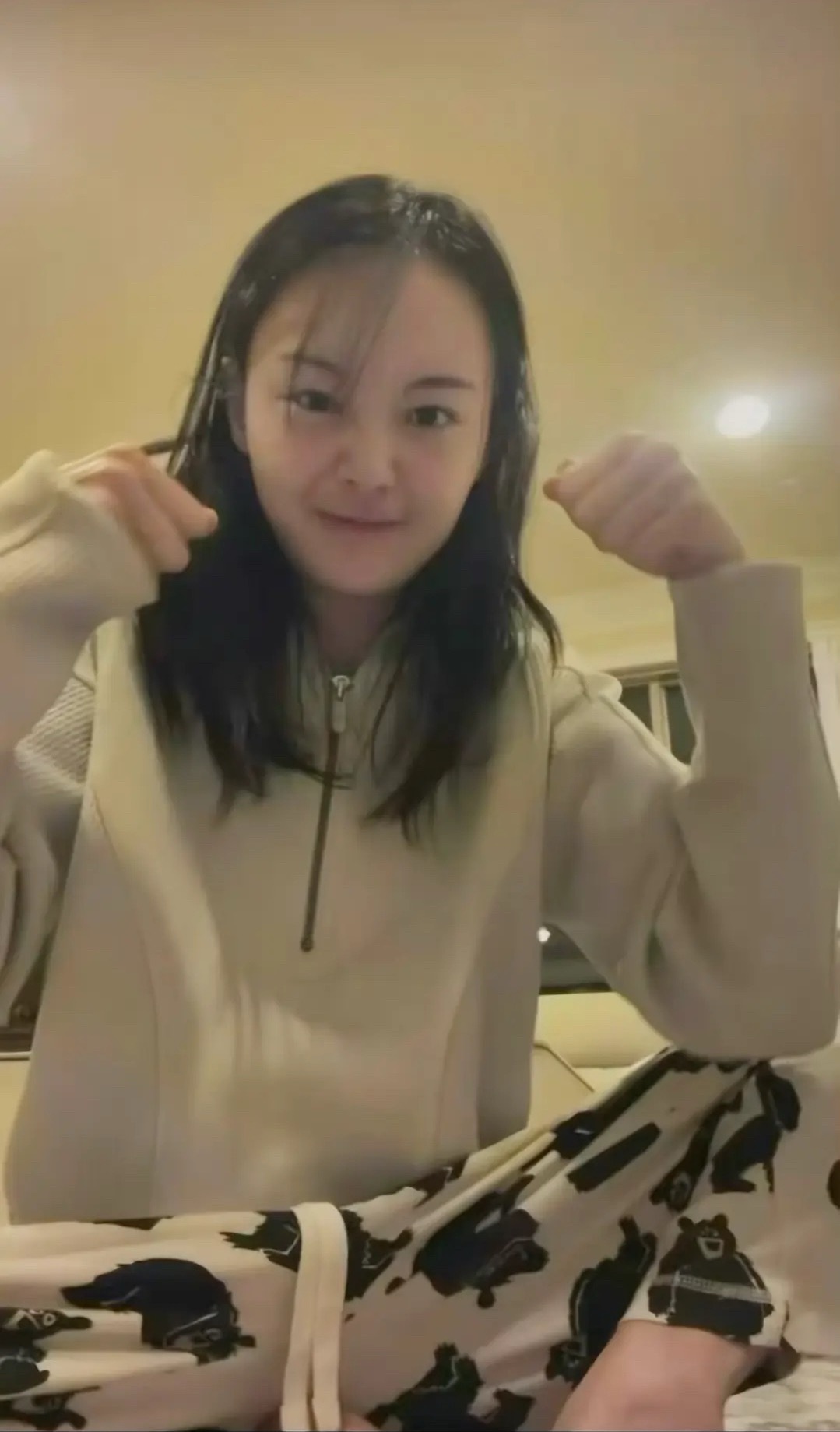 Xôn xao hình ảnh Trịnh Sảng hói cả đầu, nhan sắc lao dốc sau khi làm vợ bé đại gia- Ảnh 2.