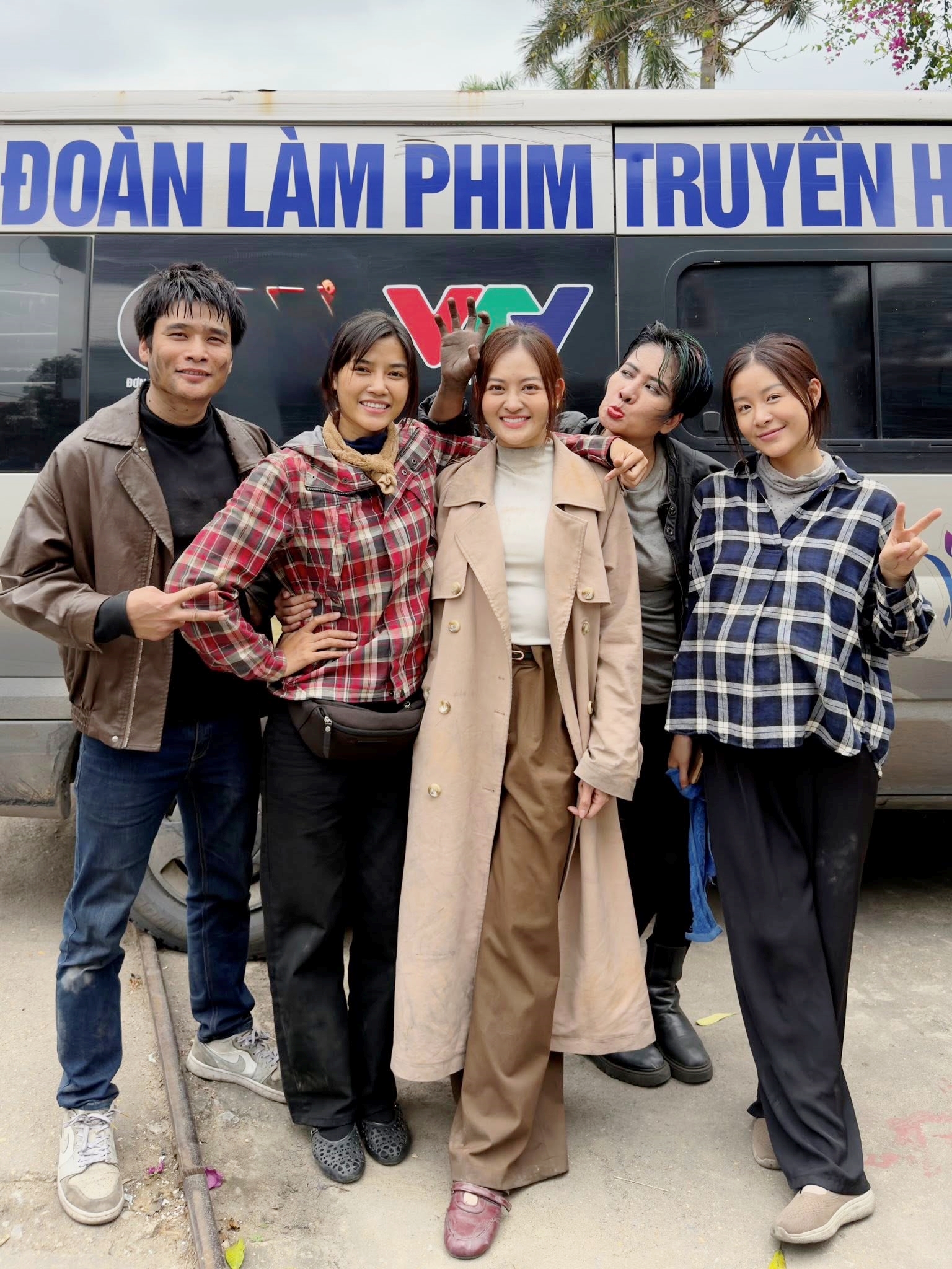 Mỹ nhân bí ẩn nhất phim Việt hiện tại: Ai cũng biết tên nhưng không biết mặt, một khi xuất hiện là ngập drama- Ảnh 4.