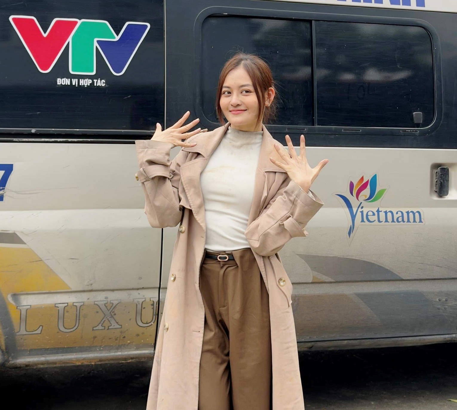 Mỹ nhân bí ẩn nhất phim Việt hiện tại: Ai cũng biết tên nhưng không biết mặt, một khi xuất hiện là ngập drama- Ảnh 5.