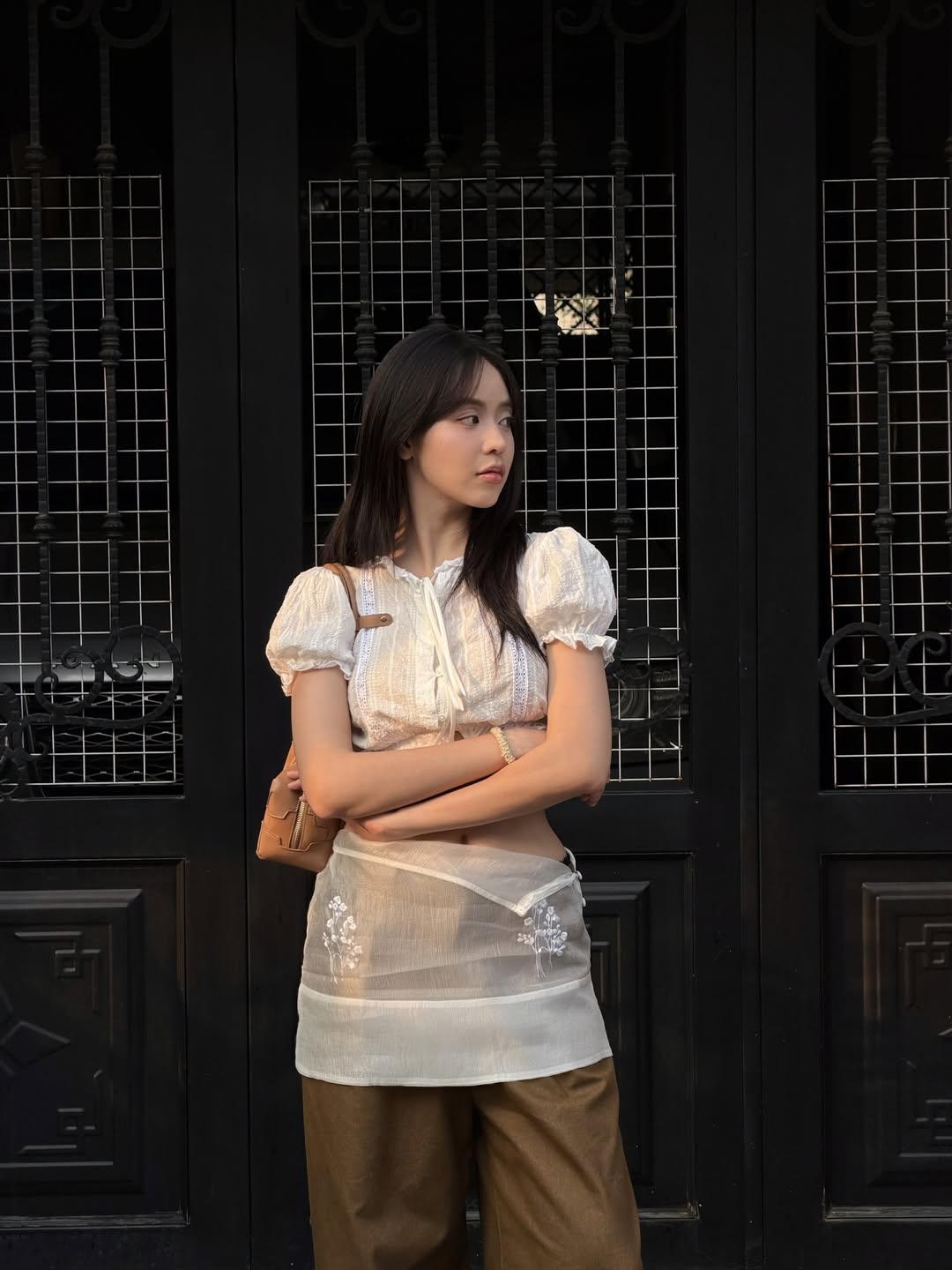 Thanh Thủy mê váy áo local brand: Giá bình dân nhưng sành điệu hết nước chấm- Ảnh 3.