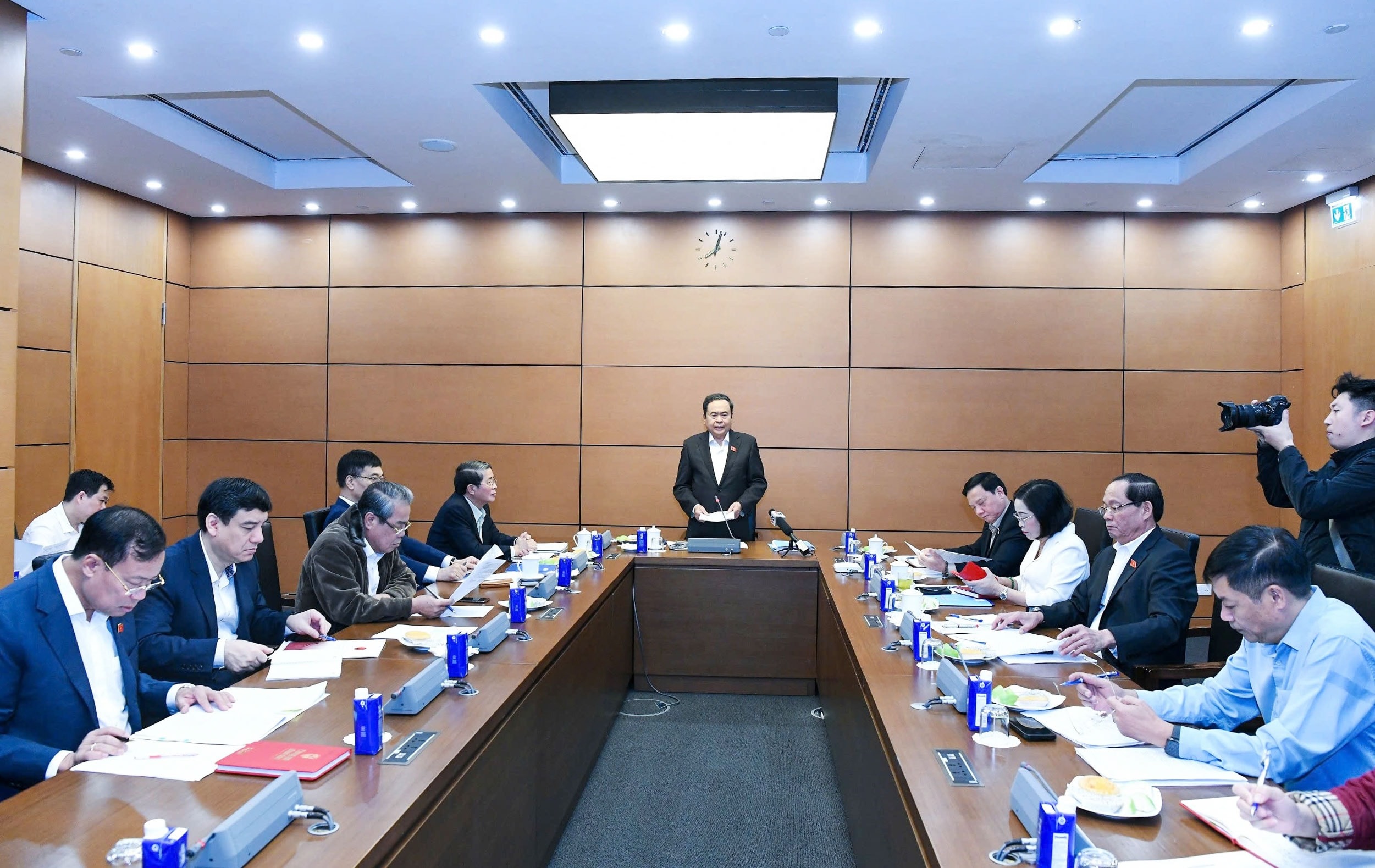 Chủ tịch Quốc hội chủ trì họp chuẩn bị bầu cử 15 - 3: Công tác sẵn sàng - Ảnh 2.