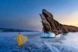 Khách Việt chụp ảnh áo dài giữa trời tuyết âm 20 độ C ở Nga