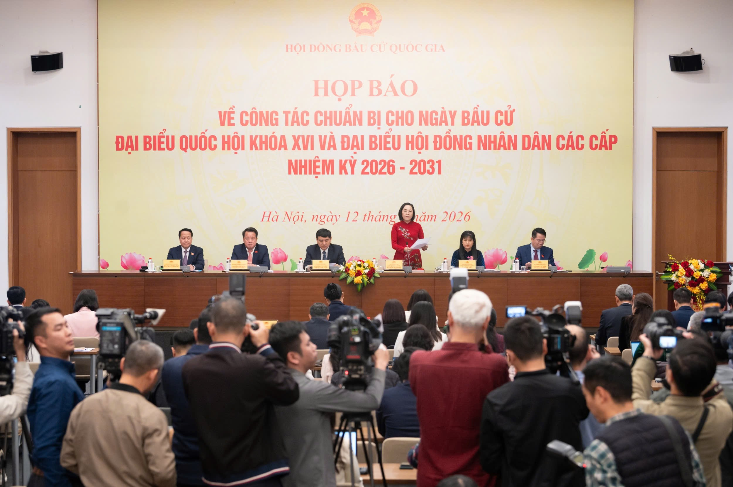 Công bố danh sách 5 người tự ứng cử đại biểu Quốc hội khóa XVI - Ảnh 3.