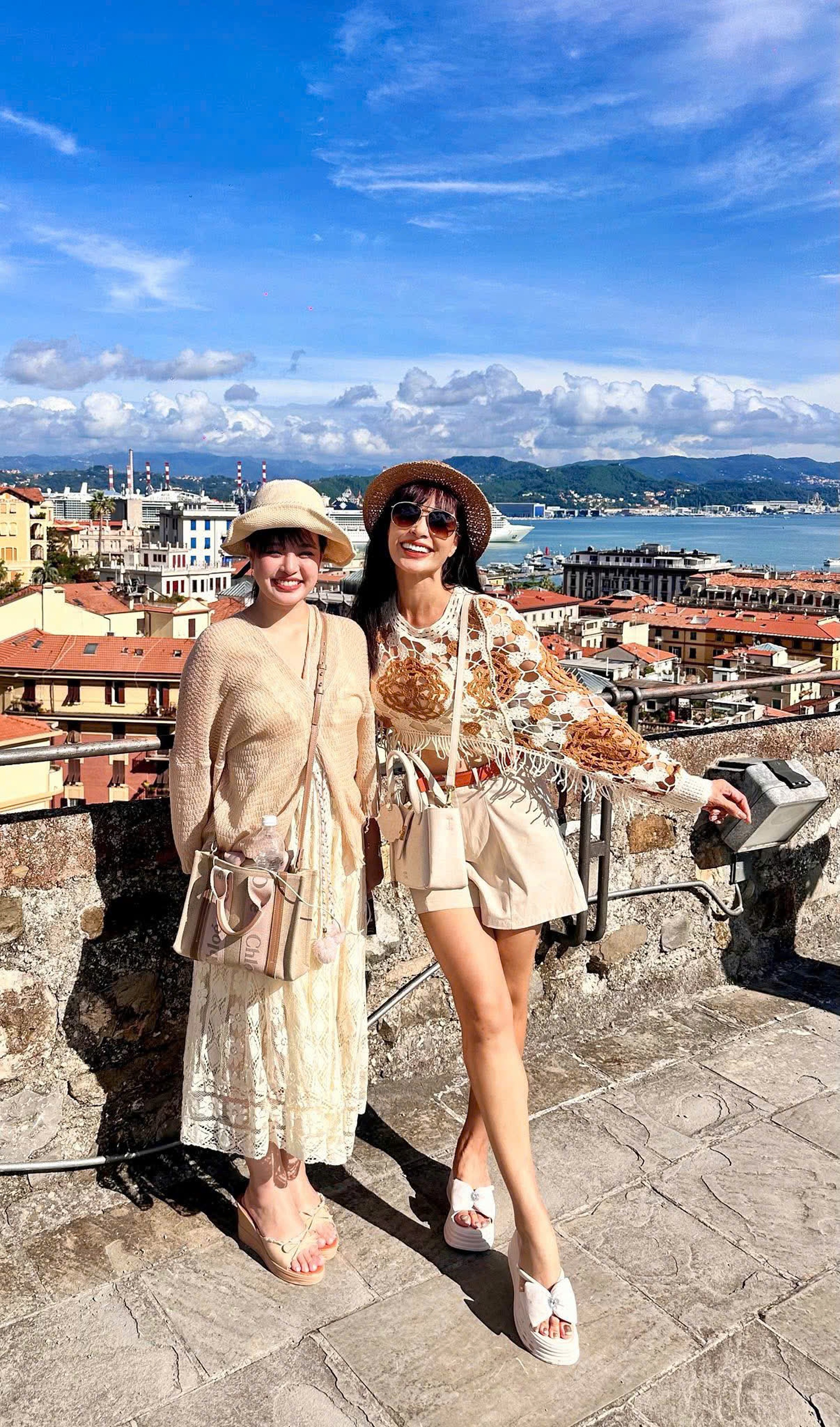 Hôn nhân 20 năm Thúy Hạnh - Minh Khang: Từng vay tiền cưới, U50 ở biệt thự - 12