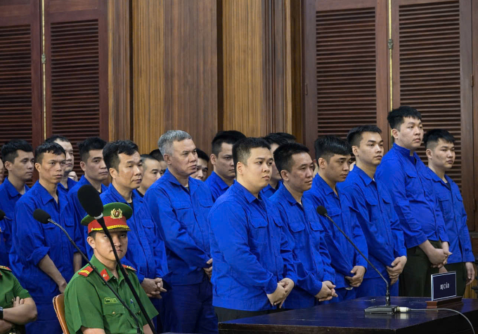 Các bị cáo trong đường dây bị xét xử. Ảnh: Hải Duyên