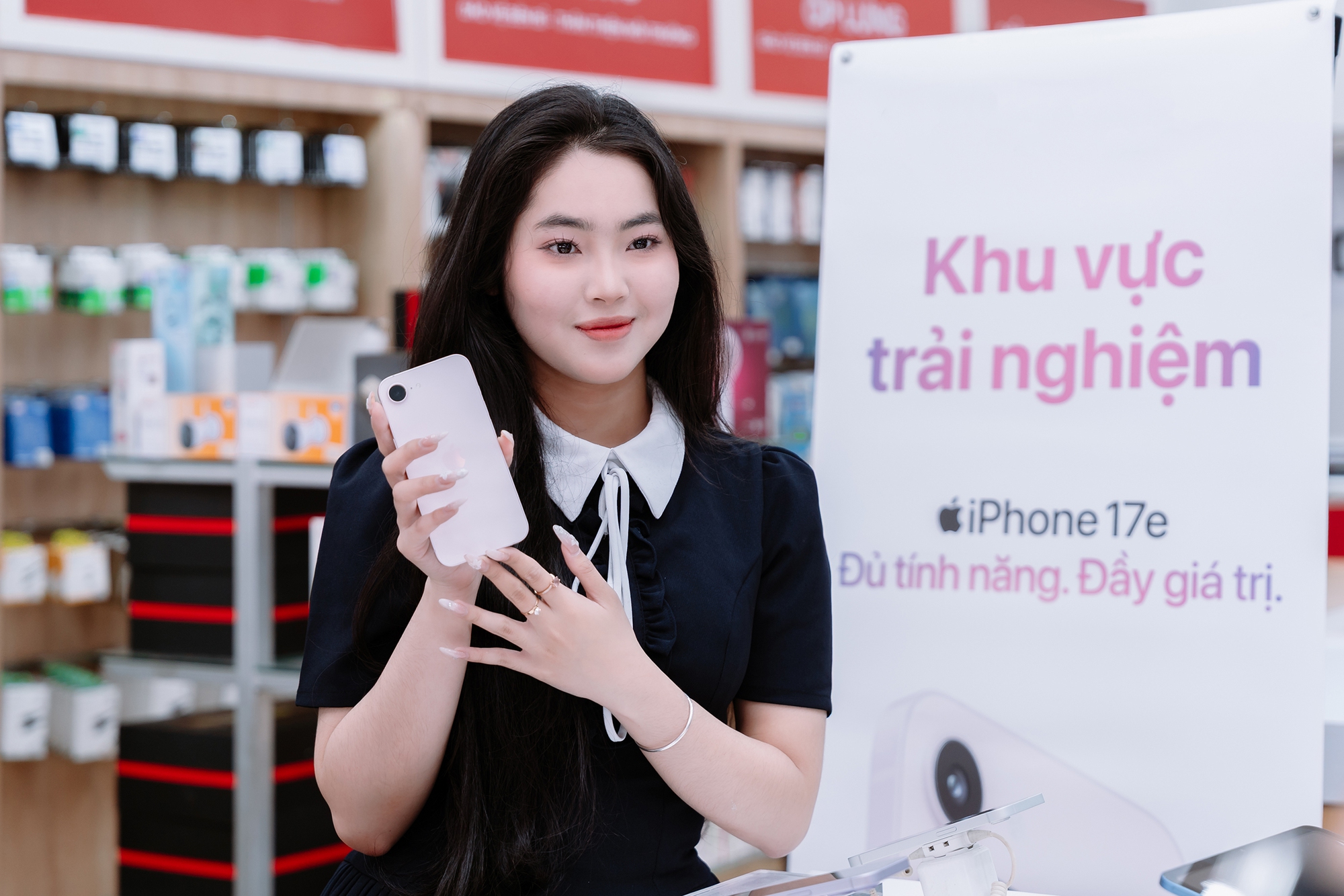 iPhone 17e mở bán tại Việt Nam, giá từ 17,9 triệu đồng- Ảnh 2.