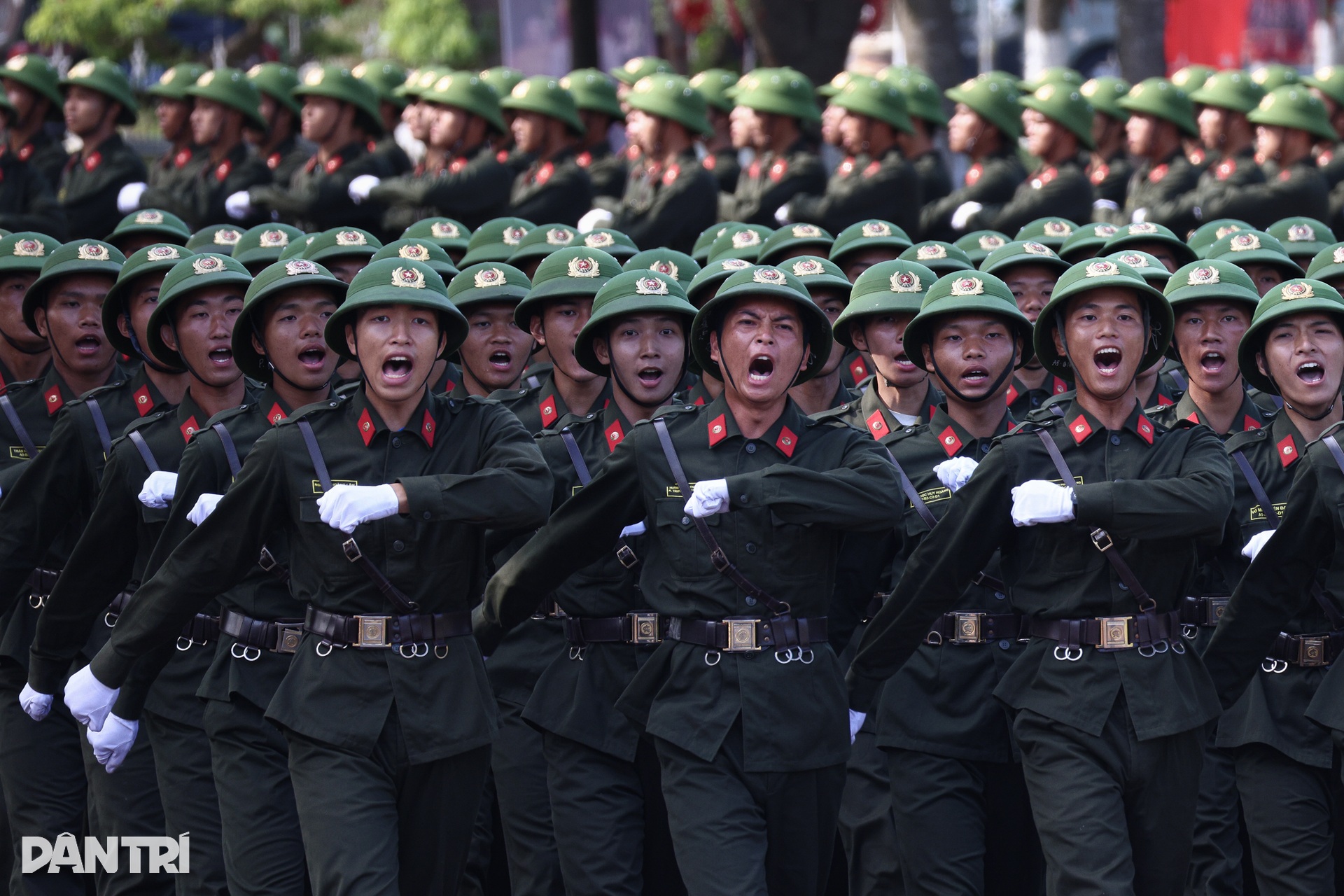 Mãn nhãn với màn diễn tập trấn áp bạo loạn của các học viên công an - 6