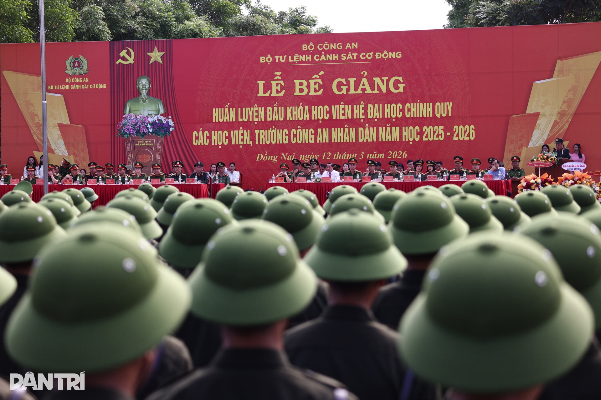 Mãn nhãn với màn diễn tập trấn áp bạo loạn của các học viên công an - 18