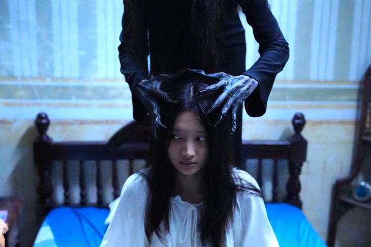 Phim Việt mới chiếu 1 ngày đã đánh bại cả Trấn Thành và Mỹ Tâm, chiếm top 1 phòng vé khiến ai cũng choáng- Ảnh 6.