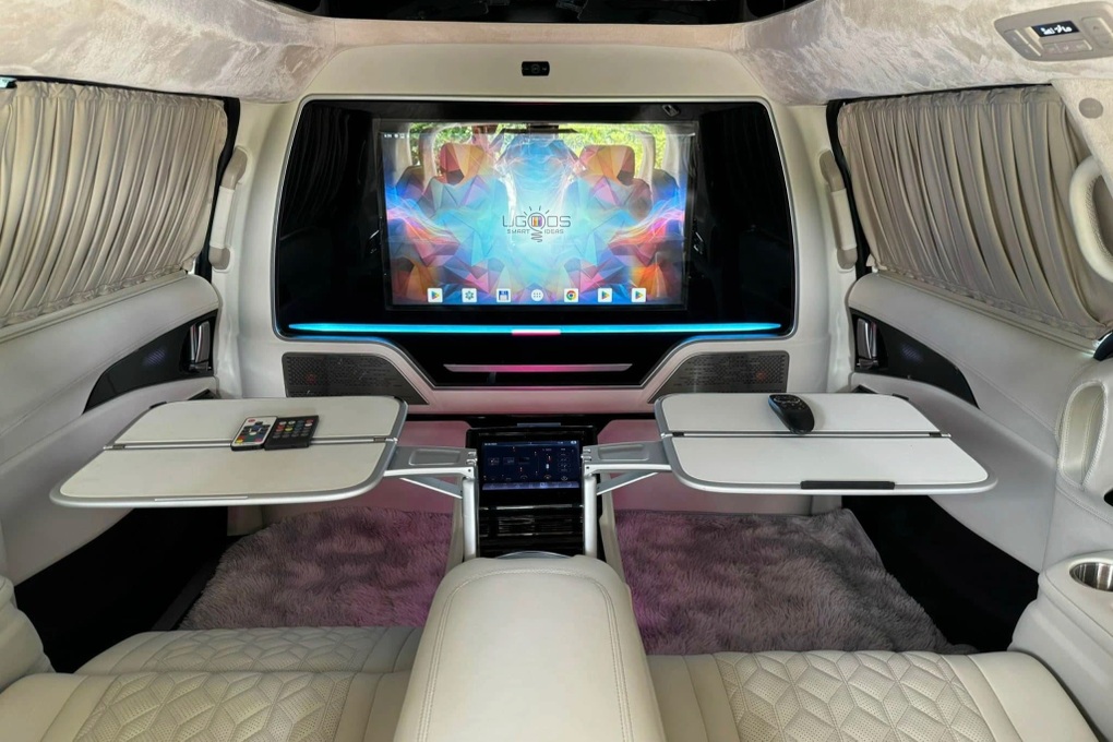 Kia Carnival Royal 4 năm tuổi được rao bán ngang giá xe sang - 5