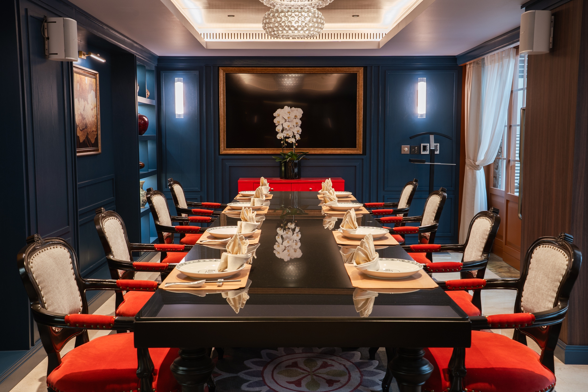 Ông lớn khách sạn Hà Nội đầu tư khủng, dựng 600m2 pin mặt trời trên nóc khách sạn di sản- Ảnh 4.