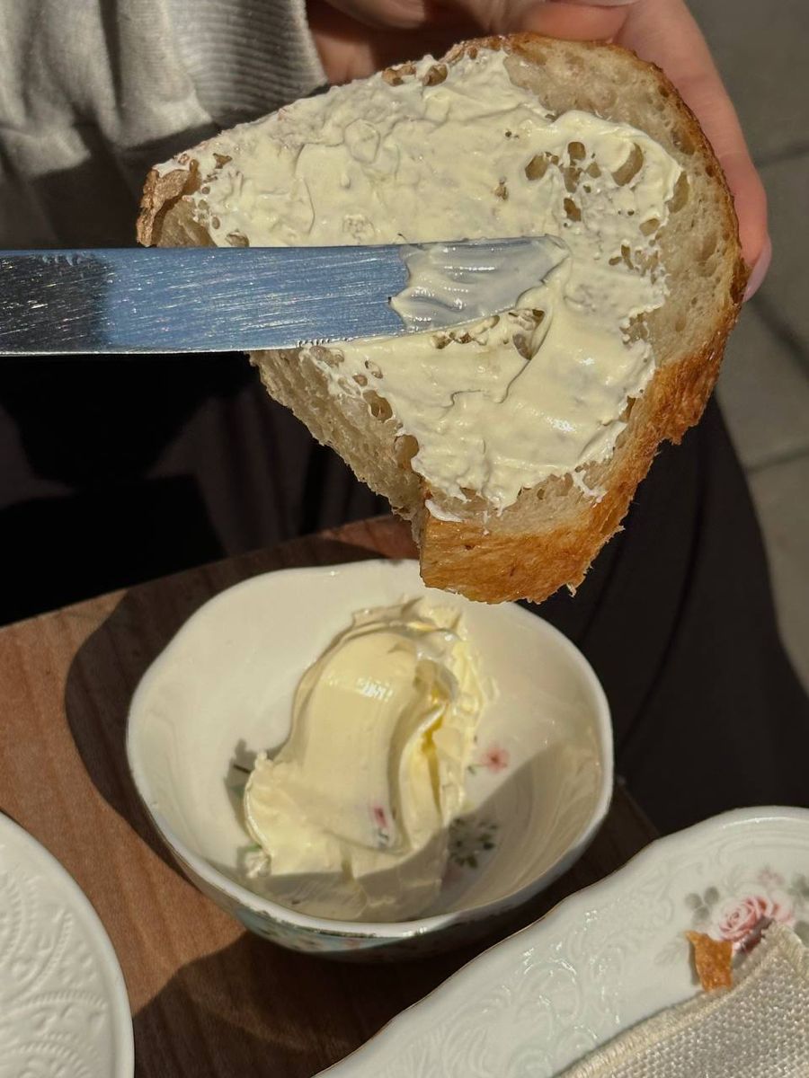 Bữa sáng khác lạ của Hà Tăng: Một nguyên liệu nhiều người chê béo xuất hiện, hoá ra có thể dưỡng mềm da và bóng tóc cực tốt- Ảnh 4.