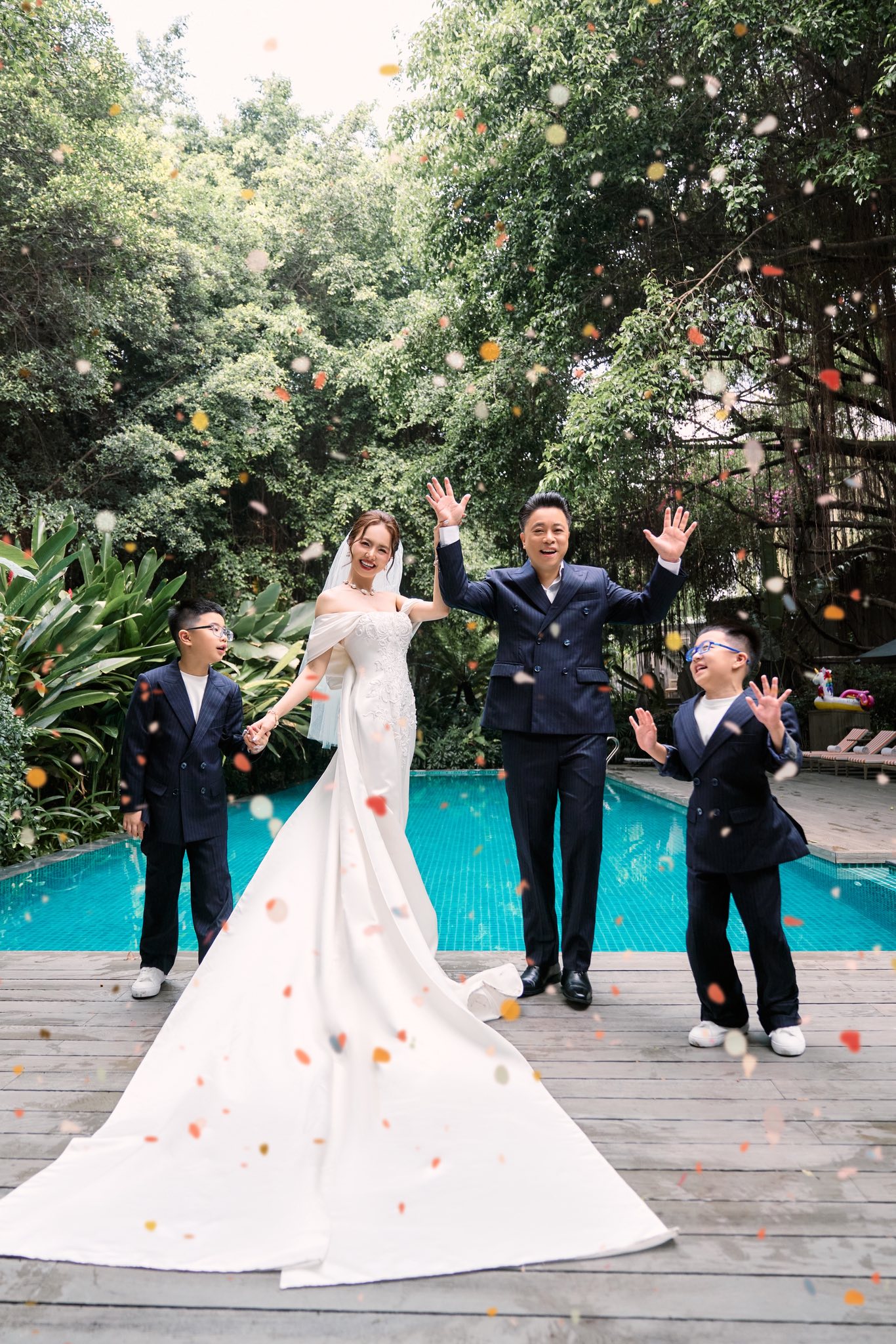 Mỹ nhân Việt kỷ niệm 10 năm kết hôn với đạo diễn trăm tỷ- Ảnh 7.