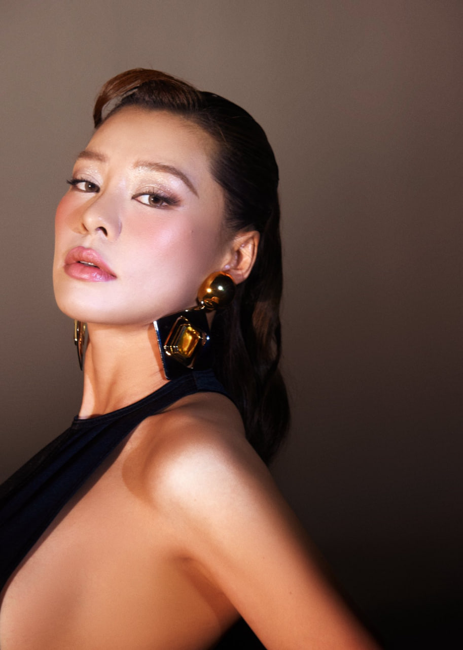 Vẻ ngoài gây sốc của mỹ nhân Việt đẹp chấp Hoa hậu, càng có tuổi càng thăng hạng nhan sắc mới tài- Ảnh 7.