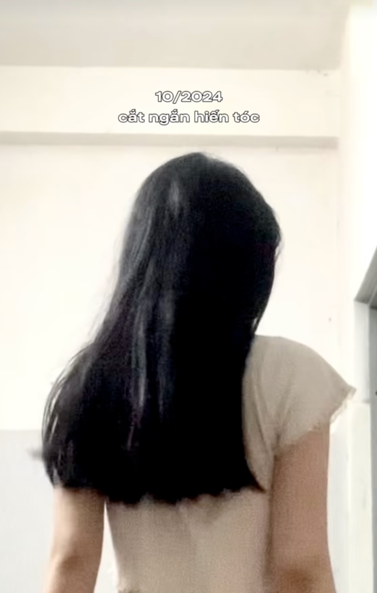 Cô nàng này khoe mái tóc đen bóng và tua tủa tóc con: Bí mật nằm ở bước ủ với lọ dầu dưỡng giá hơn 100k- Ảnh 19.