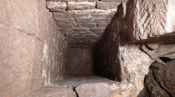 Sửa thang máy, lọt vào thế giới 2.000 năm trước dưới hầm khách sạn - Ảnh 5.