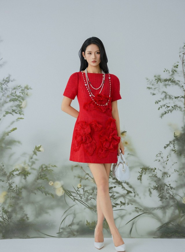 Hóa nàng thơ cùng váy đính hoa 3D đầy sức sống- Ảnh 7.