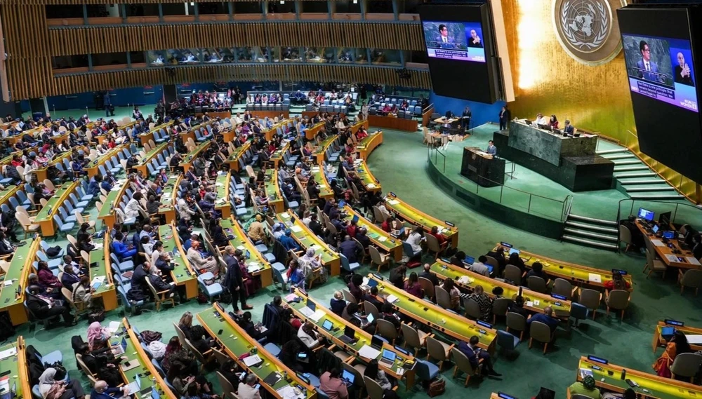 toan-canh-le-khai-mac-CSW70.jgp