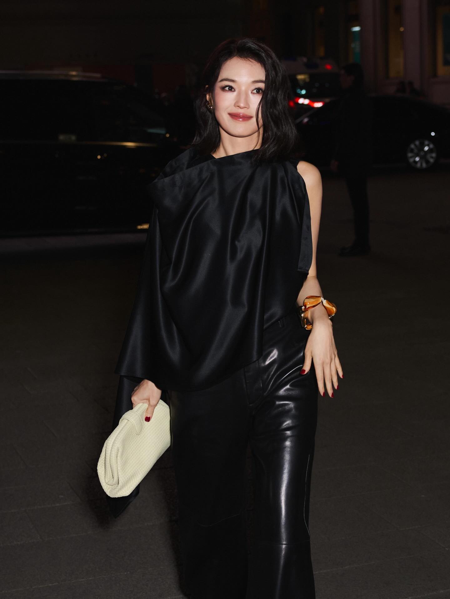 Jeon Ji Hyun vs Thư Kỳ: Cặp kỳ phùng địch thủ U50 ầm ĩ nhất lúc này, chỉ ngắm thôi chứ không thể lựa chọn- Ảnh 4.