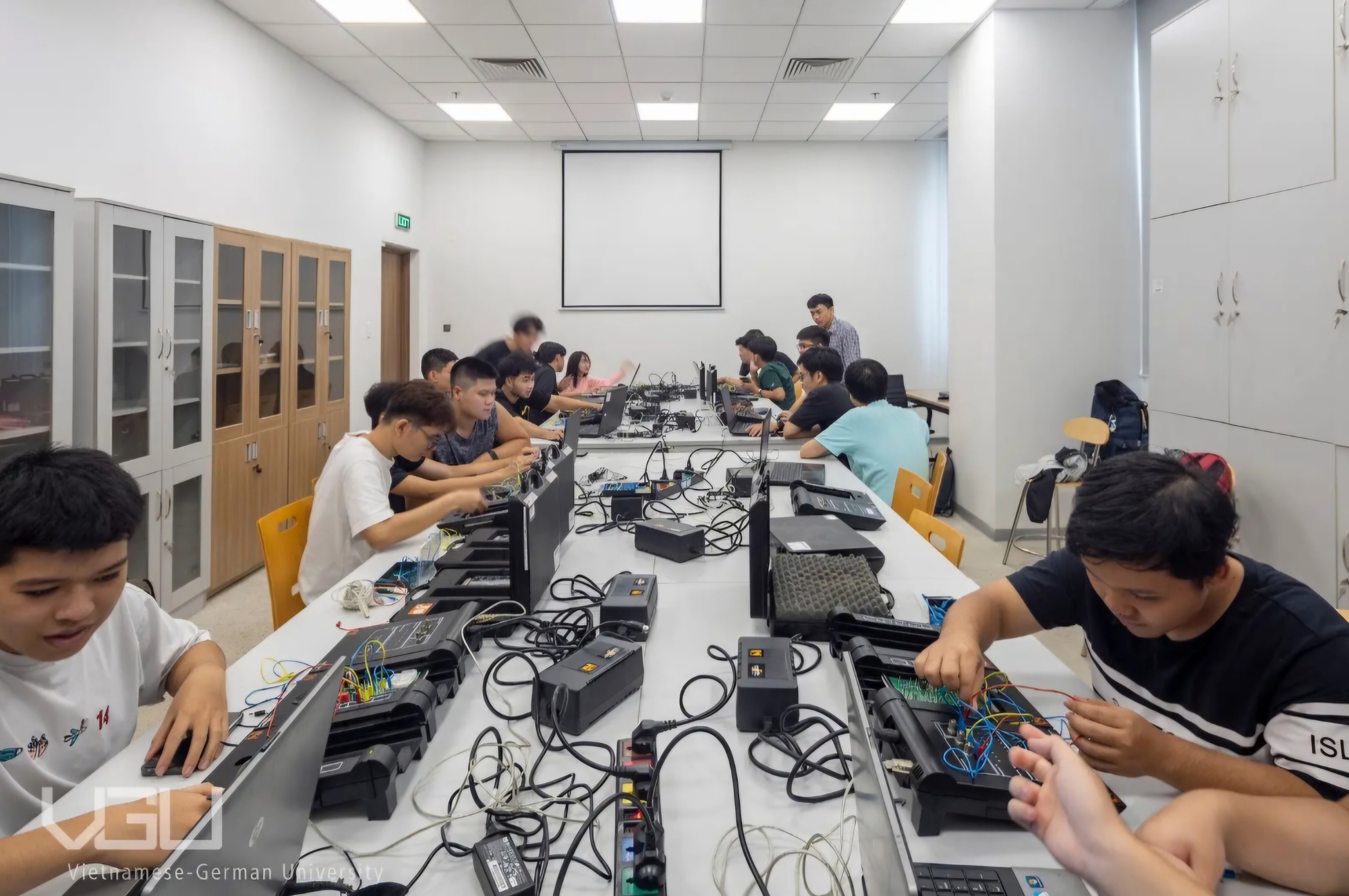 Cơ hội mới cho Việt Nam trong chuỗi giá trị bán dẫn toàn cầu - Ảnh 3.