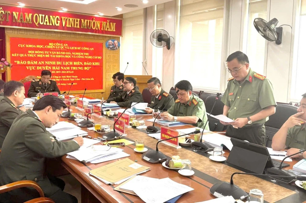 Dai-ta-Huynh-Ngoc-Liem (2).jpg