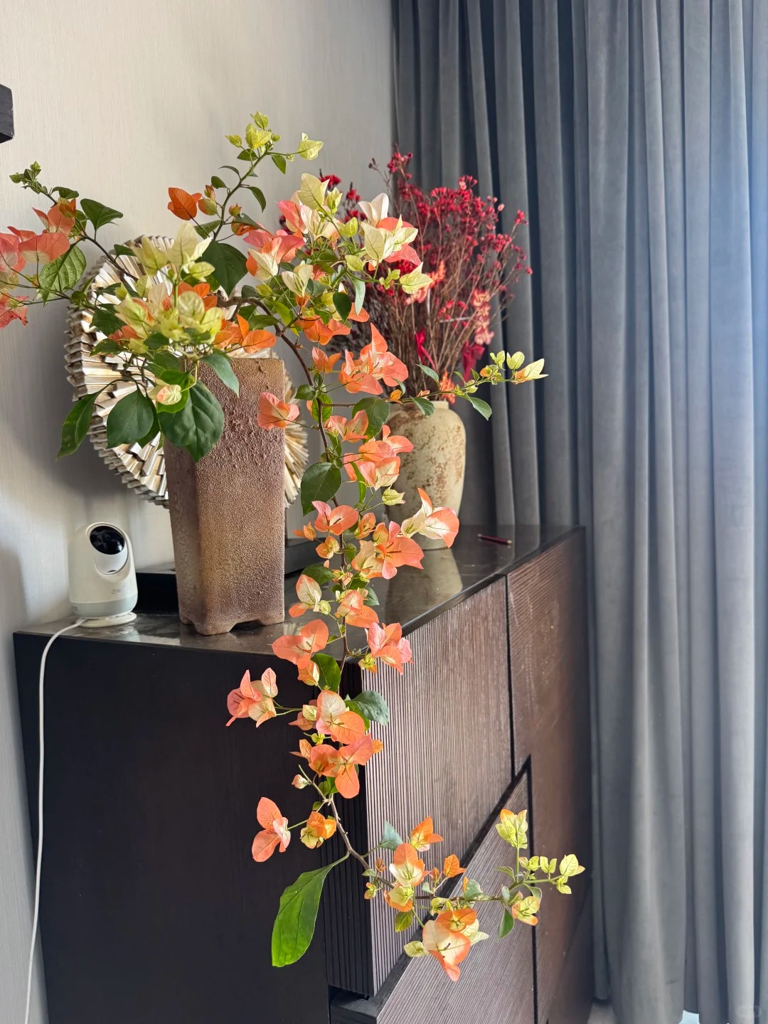 Giải mã cơn sốt chưng hoa giấy bonsai mini: Cây đong đầy năng lượng dương giúp xua tà khí, nhà chật mấy cũng rước được vượng khí vào nhà- Ảnh 6.