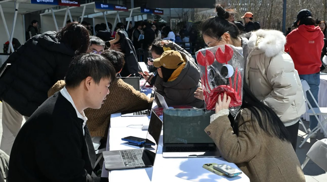 Cơn sốt OpenClaw tại Trung Quốc: Khi AI thông minh đến mức Chính phủ phải cảnh báo khẩn cấp vì lo rò rỉ dữ liệu- Ảnh 3.