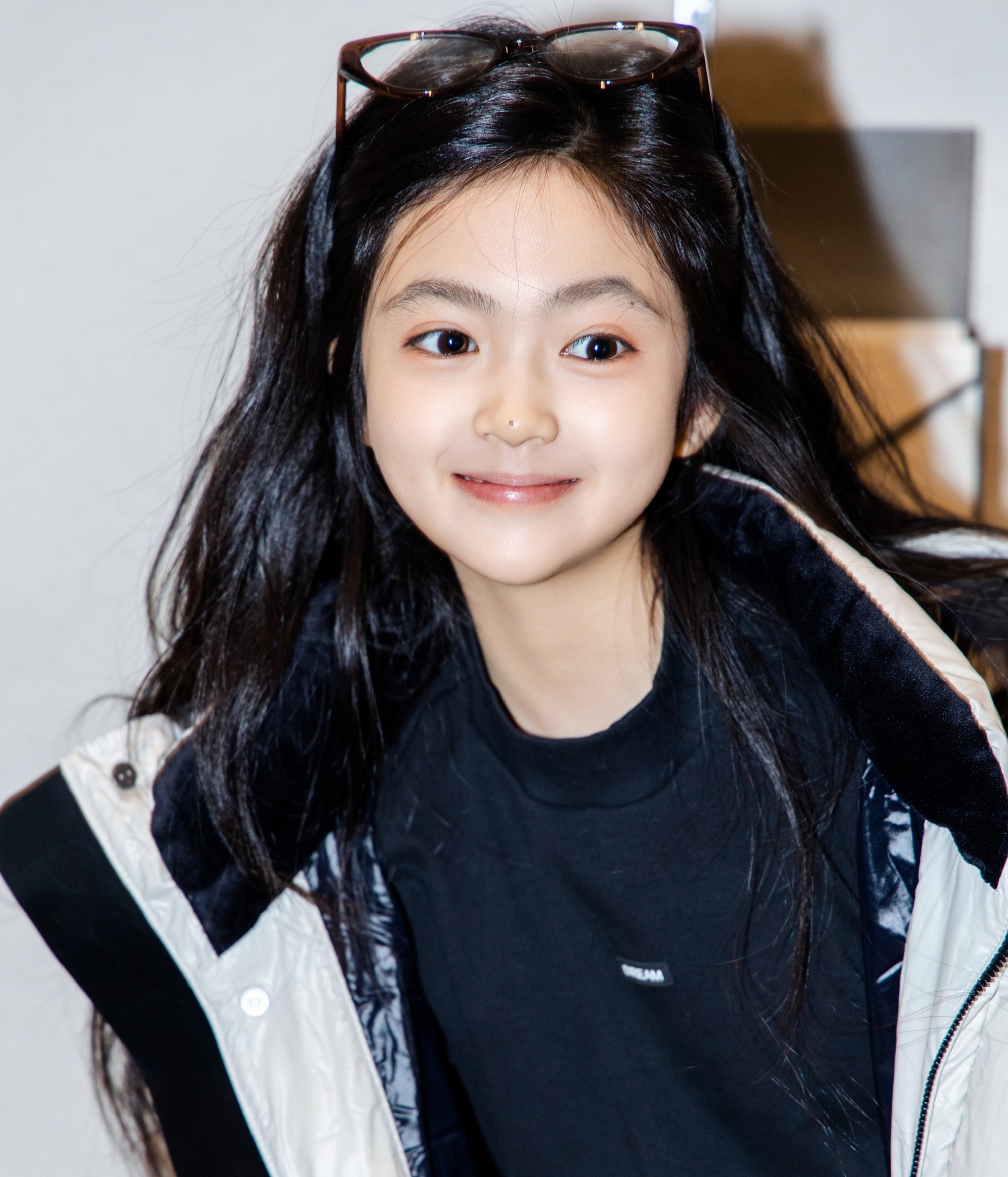 Hiếm lắm mới có cô bé 12 tuổi đã ra dáng mỹ nhân: Nhan sắc bạc tỷ không mua nổi, 1 năm đóng 12 phim quá đỉnh- Ảnh 5.