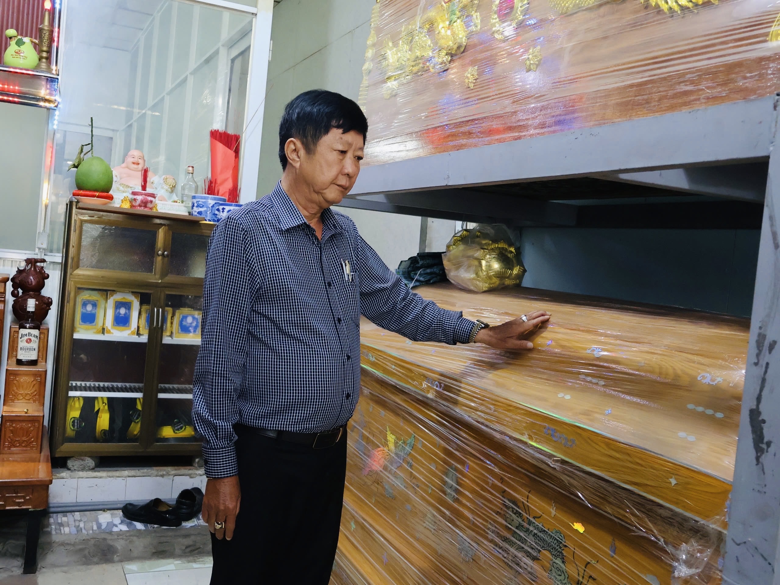 30 năm mai táng miễn phí cho người nghèo: 'Đừng để phải xin lỗi người đã khuất' - Ảnh 4.