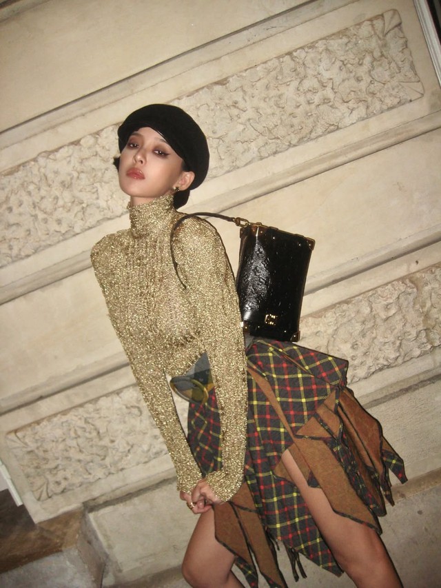  Chân váy bồng bềnh tiểu thư "đổ bộ" đường phố - Ảnh 6.