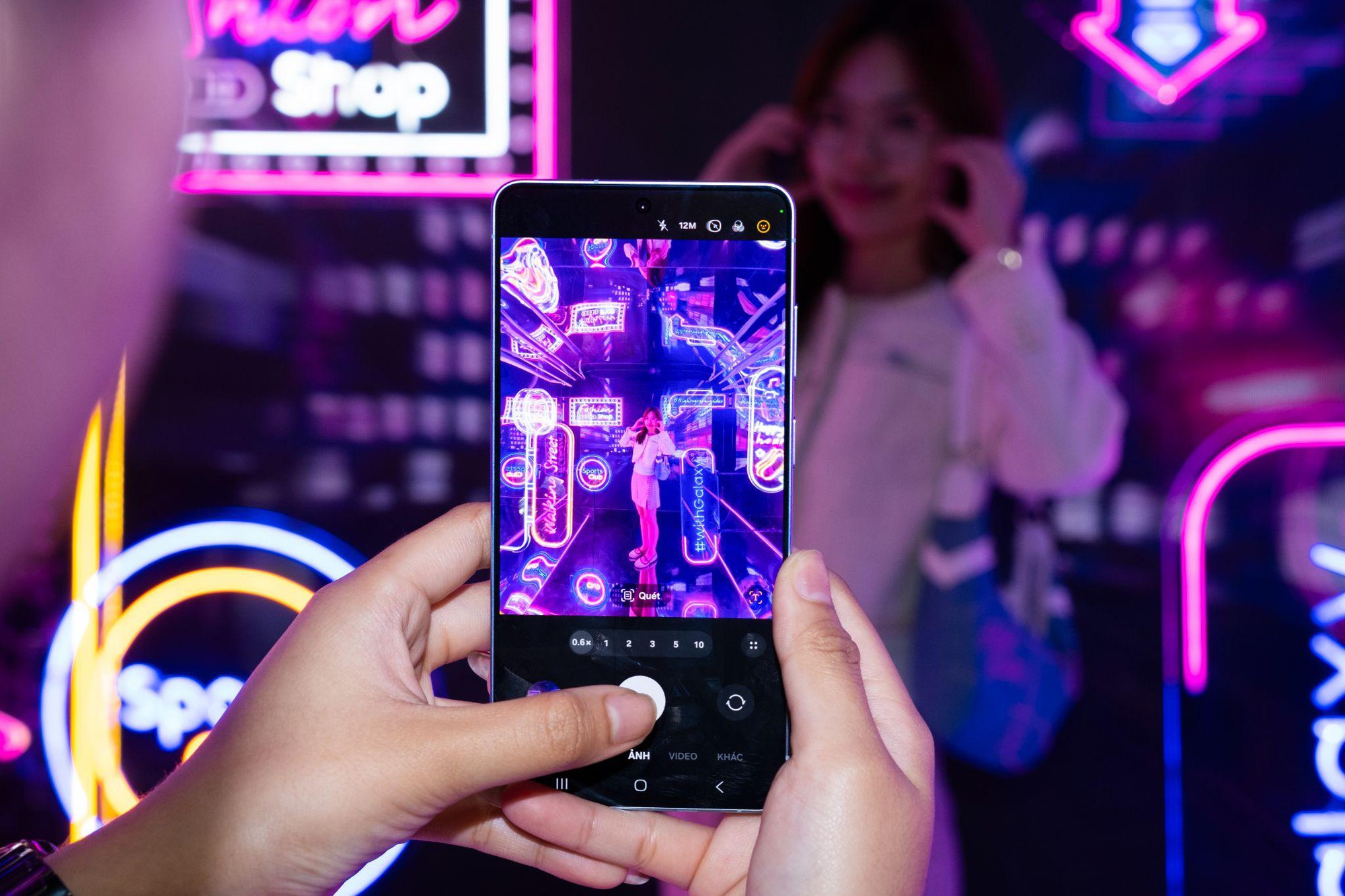 Galaxy S26 Series “đổ bộ” Vạn Hạnh Mall: “Tọa độ mới” đỉnh miễn bàn được dân tình nườm nượp- Ảnh 5.